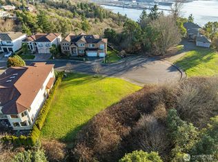 2809 44th Street Ct NE, Tacoma, WA 98422