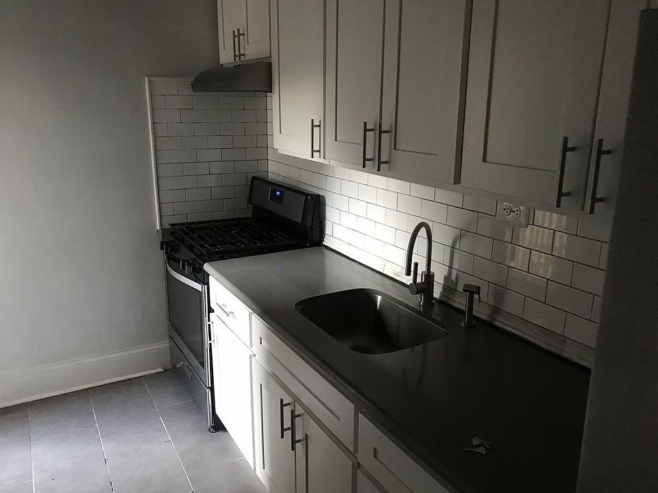 1st image of 415 E 16th St APT A9