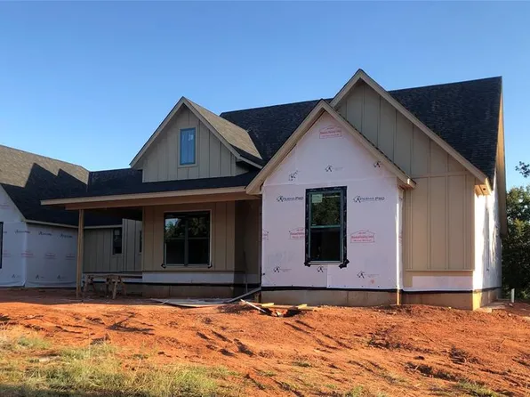1240 Layla Ln, Blanchard, OK 73010