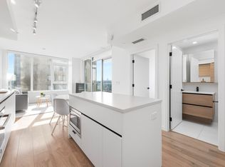 10448 University Dr #1108, Surrey, BC V3T 0S7