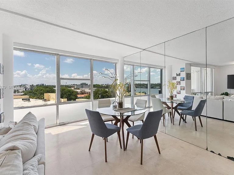 900 Bay Dr #421 — Photo 6