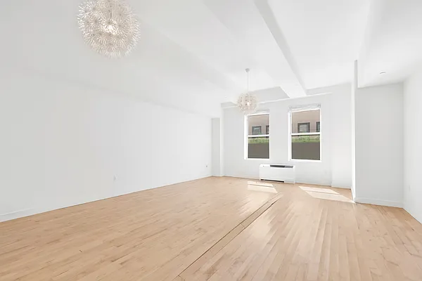 Sold by Bond New York | media 2
