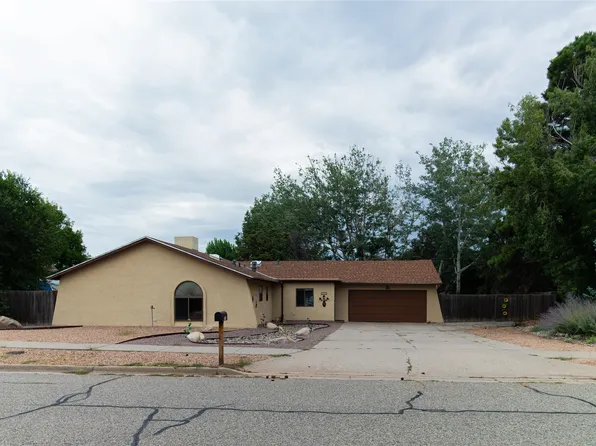 333 Aragon Ave, White Rock, NM 87547