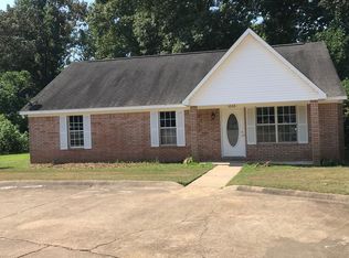 1006 Creekside Pl, Oxford, MS 38655