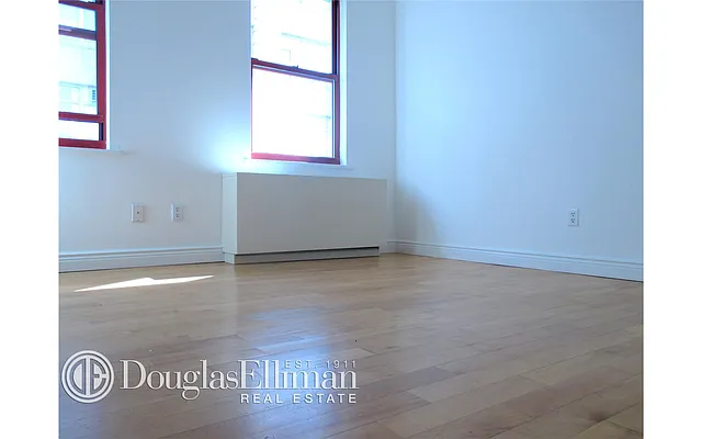 Rented by Douglas Elliman | media 14