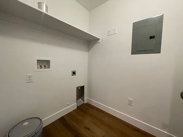 535 W 2530 N #19 — Photo 5