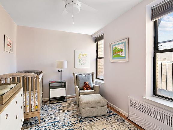 5th image of 319 Saint Johns Pl Unit 6D