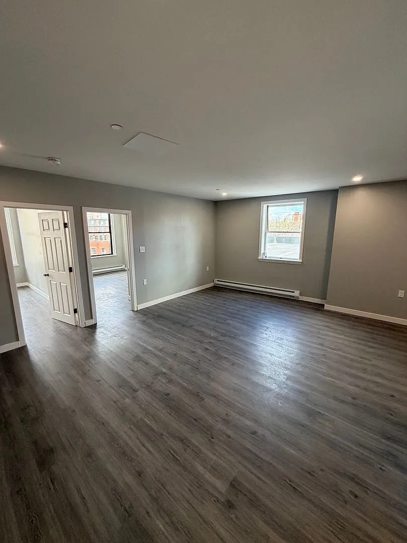 216 Central Street Lowell, MA 01852 — Photo 3