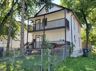 535 May St, Waukegan, IL 60085