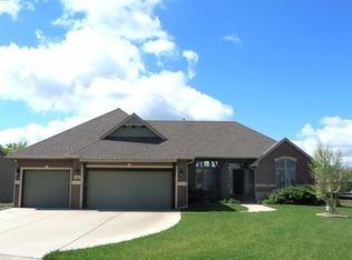 113 N Fawnwood St, Wichita, KS 67235
