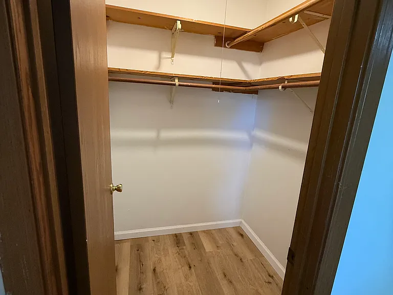 2127 E Belle Ave #C — Photo 7