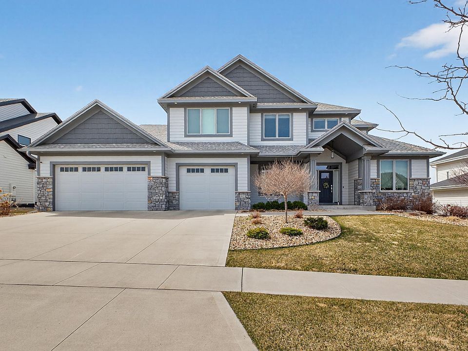 1st image of 4933 Riley Ln SW