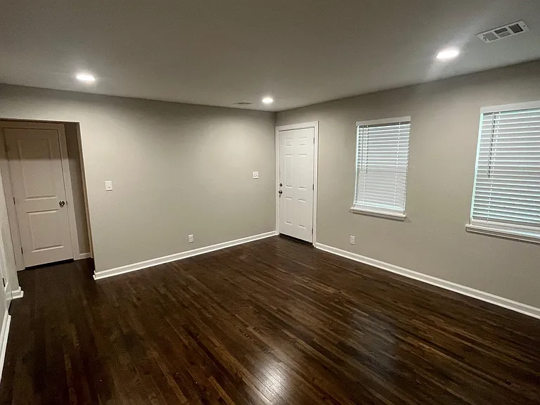 5353 W 11th Pl — Photo 8