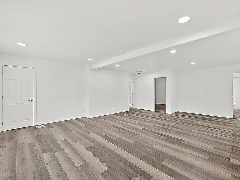 7182 N Van Decar Rd SE — Photo 18
