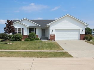 1605 Carson Ct, Davenport, IA 52804