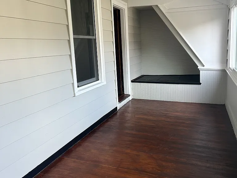 164 Barker St — Photo 13