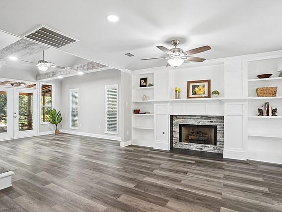2nd image of 28555 Persimmon Ln
