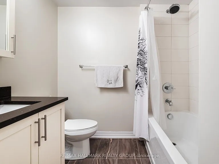 195 Besserer St #2106 — Photo 15
