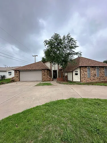 1021 W Yucca Ave Photo 1
