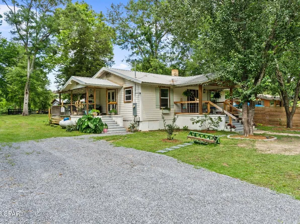 715 E Nebraska Ave, Bonifay, FL 32425