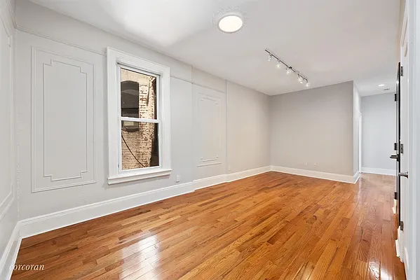 Rented by Corcoran | media 17