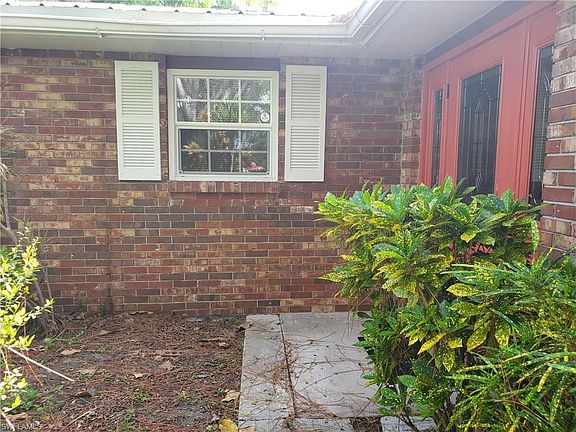 3rd image of 616 Nassau St