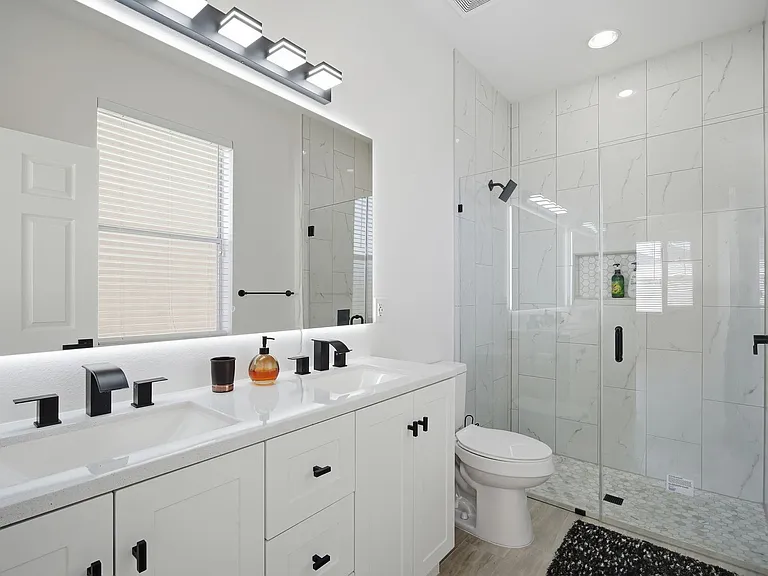 7632 Armonk Ln — Photo 16