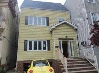 350 Avenue C, Bayonne, NJ 07002