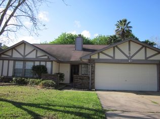 367 Elder Vista Dr, Webster, TX 77598