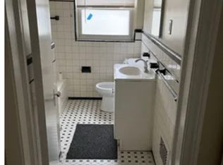 15205 Maplewood Ave #1, Eastpointe, MI 48021