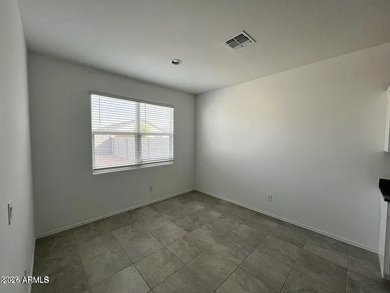 3532 N Sequoia St — Photo 6