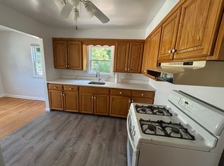 42 Sedgwick Ave #2, Yonkers, NY 10705