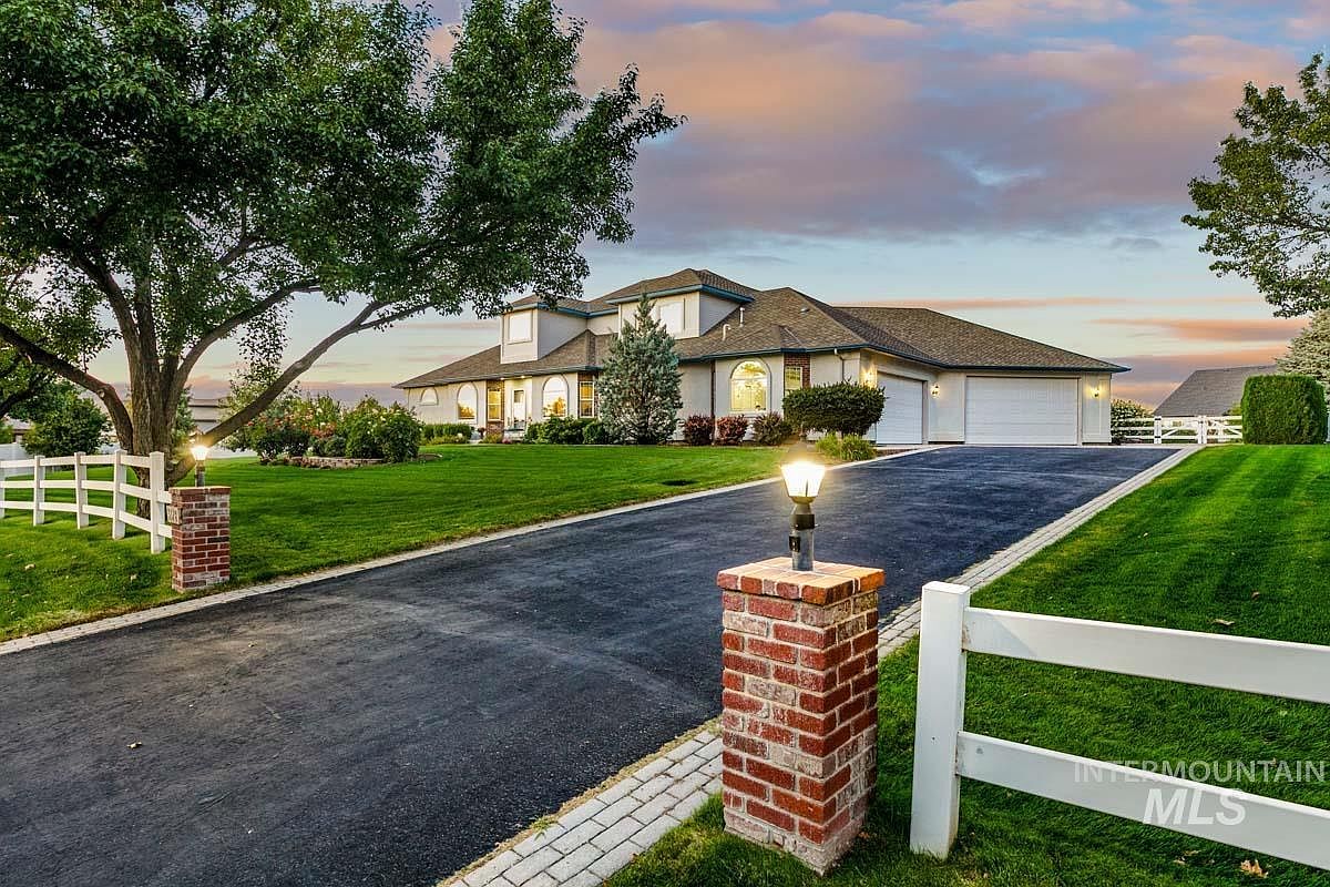 3378 S Kentucky Way, Meridian, ID 83642 | Zillow