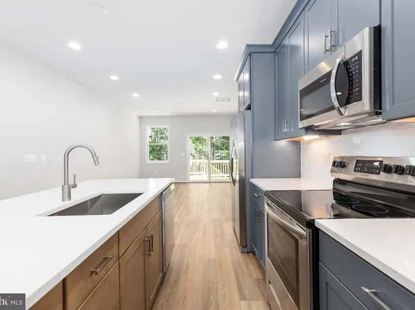 10513 Afton Grv, Fredericksburg, VA 22408