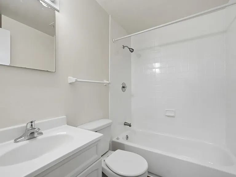 Westgate Apts & Townhouses LP — Photo 36