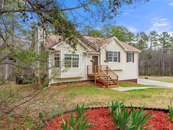 370 Burton Dr, Douglasville, GA 30134