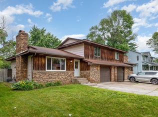 11640 Zion St NW, Coon Rapids, MN 55433