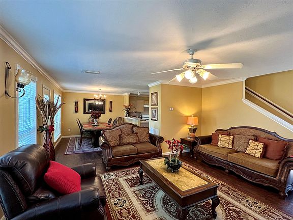 3rd image of 21130 Bear Run Ln