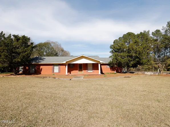 20 McKenzie Rd, Tylertown, MS 39667