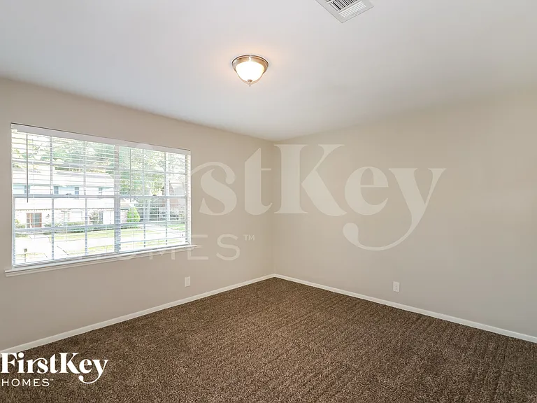 10530 Jaycreek Dr — Photo 14