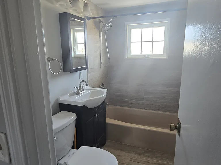 66 Center St #1-3 — Photo 4