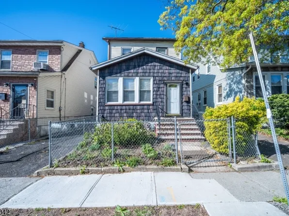 26 Scofield St, Newark City, NJ 07106