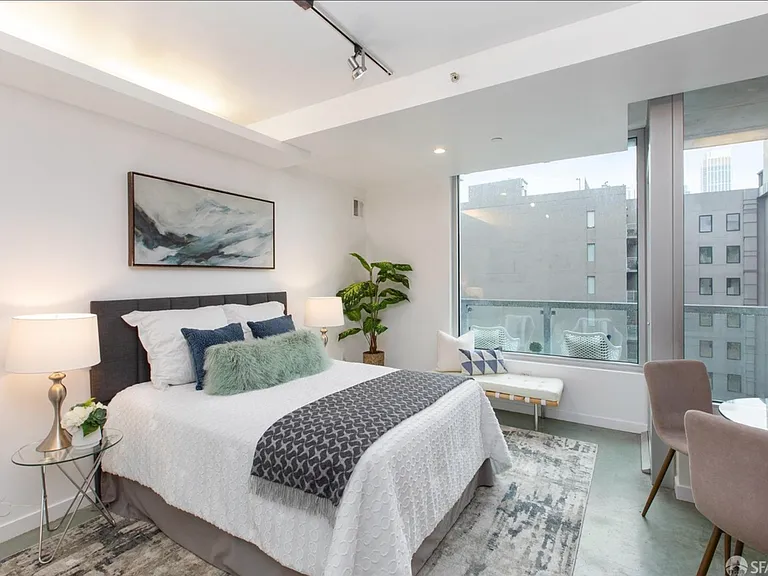 766 Harrison St #706 — Photo 3