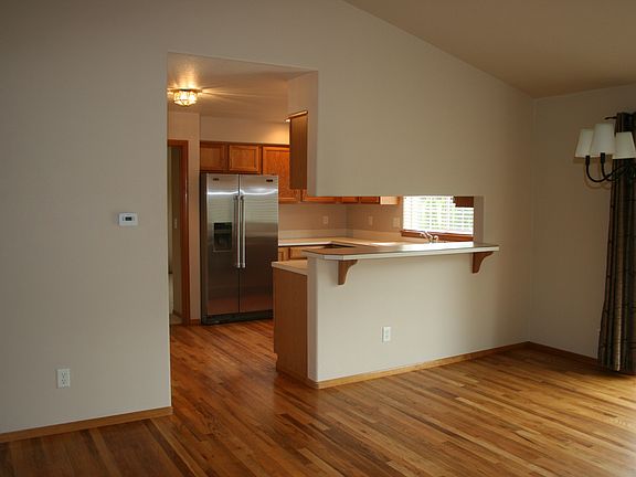 5th image of 4618 Bedford Ave