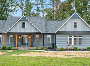 2136 Darrow Rd, Winston Salem, NC 27101