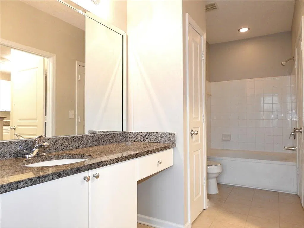 10 Perimeter Summit Boulevard - 3403 — Photo 3