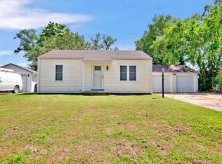 207 W Grover Ave, Wichita, KS 67217