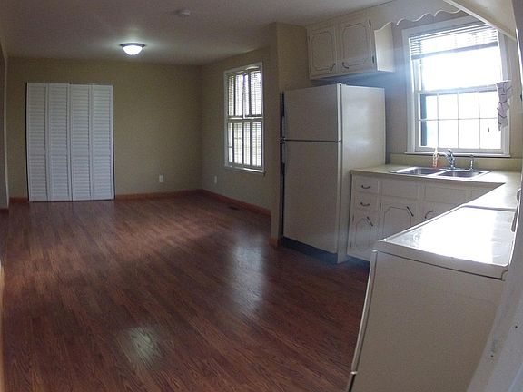 Kitchen & Dining Room