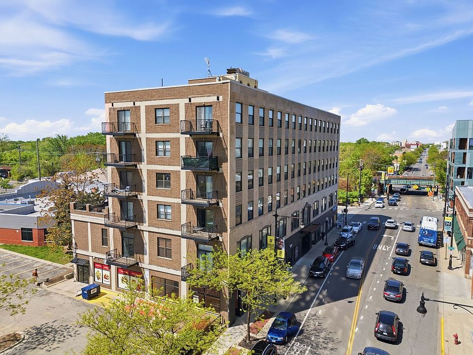 1st image of 1791 W Howard St Unit 302