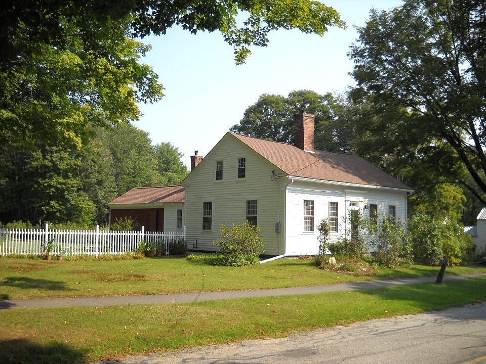 26 West St, Petersham, MA 01366 Zillow